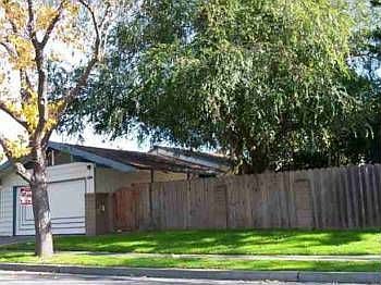 2nd image of 25891 Peterman Ave