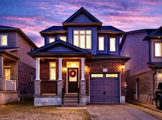239 Cranbrook St, Kitchener, ON N2P0B5