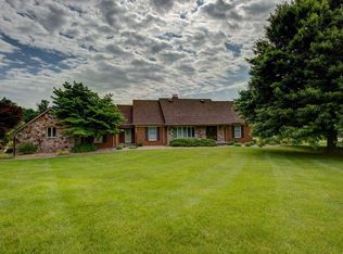 141 Clayhill Dr, Winchester, VA 22602