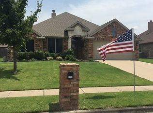 6905 Gamecock Dr, Greenville, TX 75402