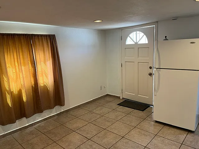 1219 Alta St — Photo 4