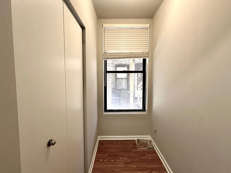 2801 W Logan Blvd #2R — Photo 6