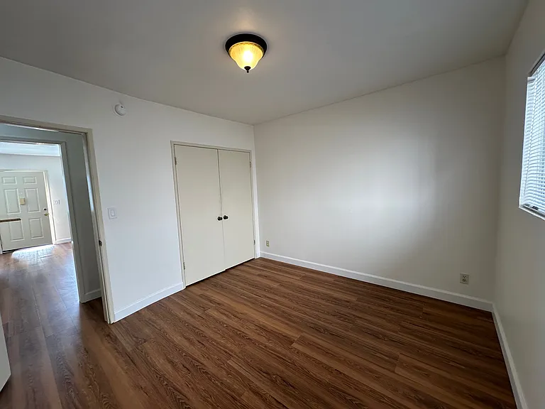 840 Haverford Ave #8 — Photo 12