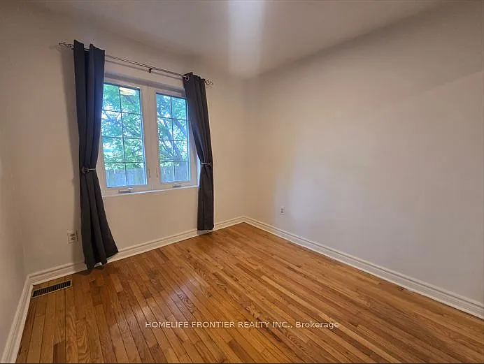 478 Wilson Heights Blvd — Photo 8