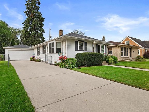 2nd image of 2317 Gillen STREET