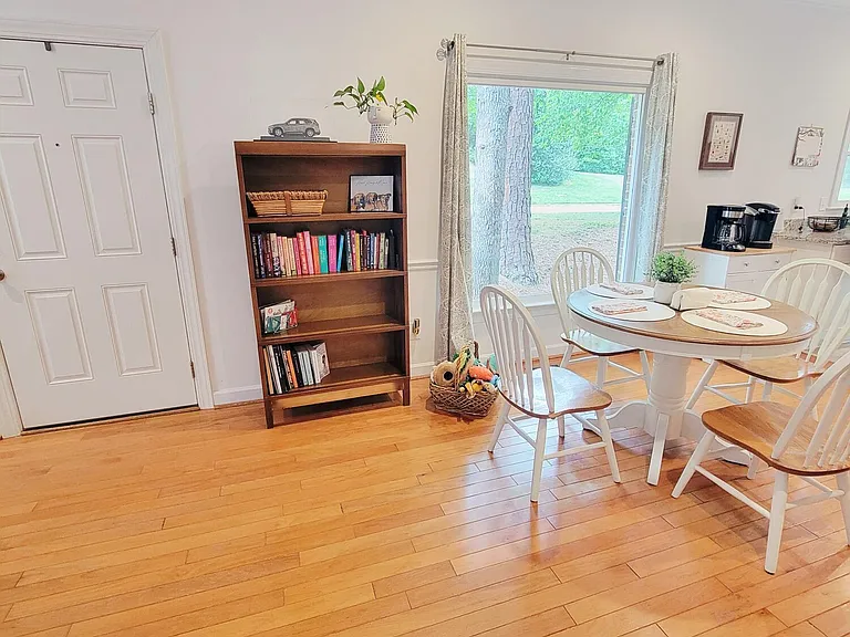 207 Danforth Dr — Photo 8
