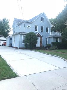 99 Centre Ave, East Rockaway, NY, 11518