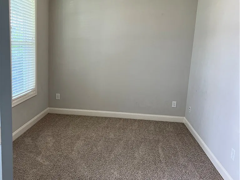 91 Timber Skip Dr — Photo 4