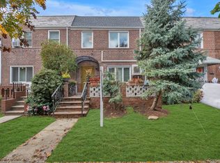 7510 169th St, Fresh Meadows, NY 11366