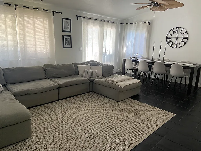 Hibiscus Dr — Photo 6