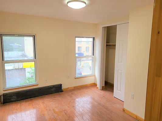 Rented by Virtual Real Estate | media 16