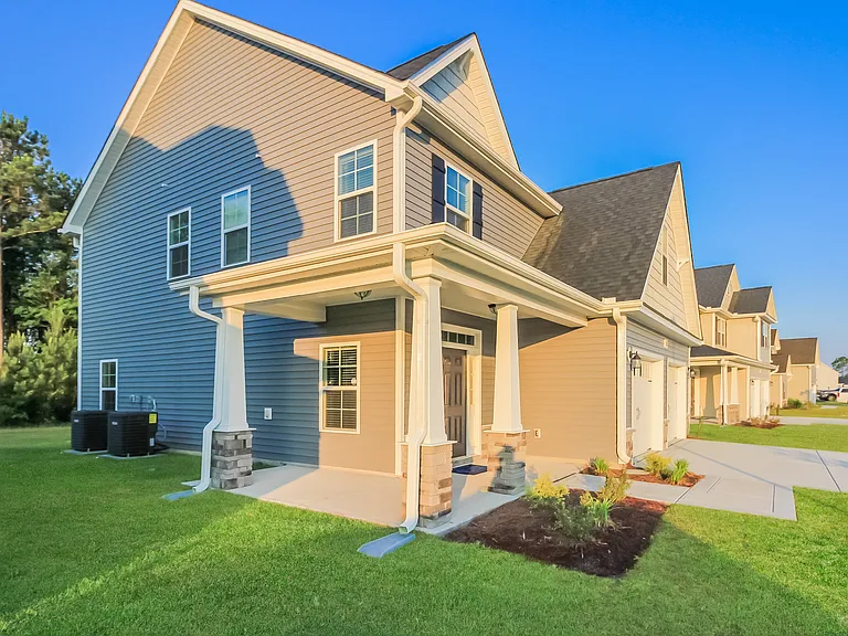 408 Anchor Hitch Ct — Photo 3
