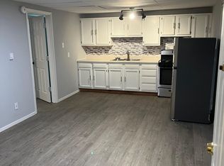 905 Market St #8, Normal, IL 61761