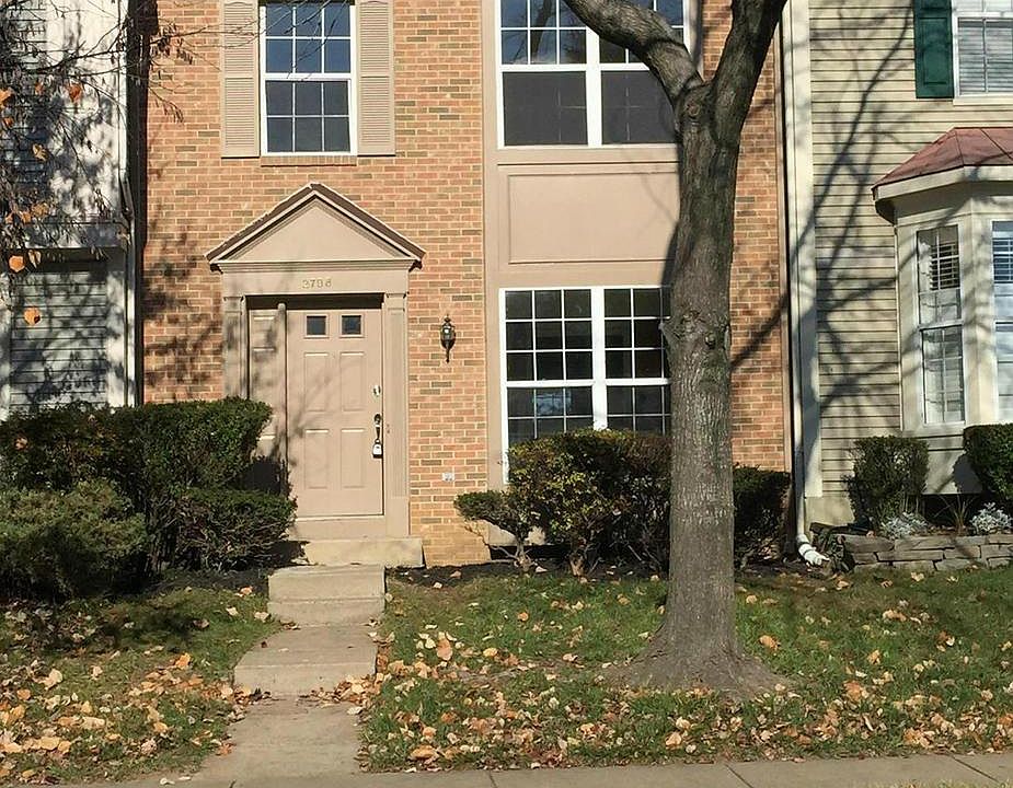 1st image of 2708 McGuffeys Ct