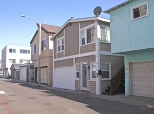 38 8th Ct, Hermosa Beach, CA 90254