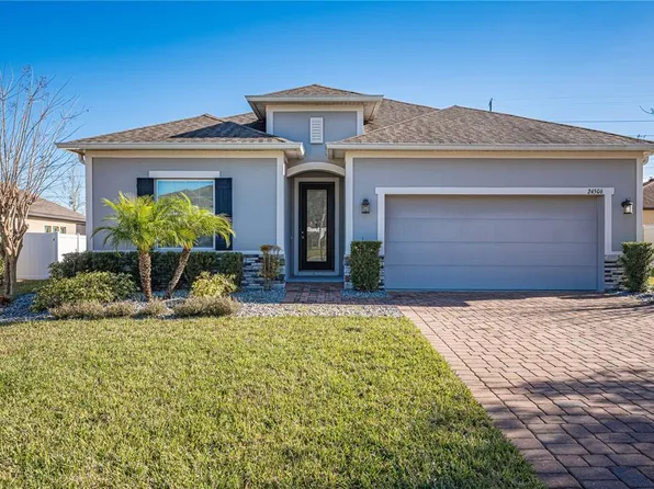 24506 Woodhill Ct, Sorrento, FL 32776