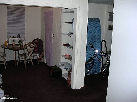 2nd image of 2117 Blair St
