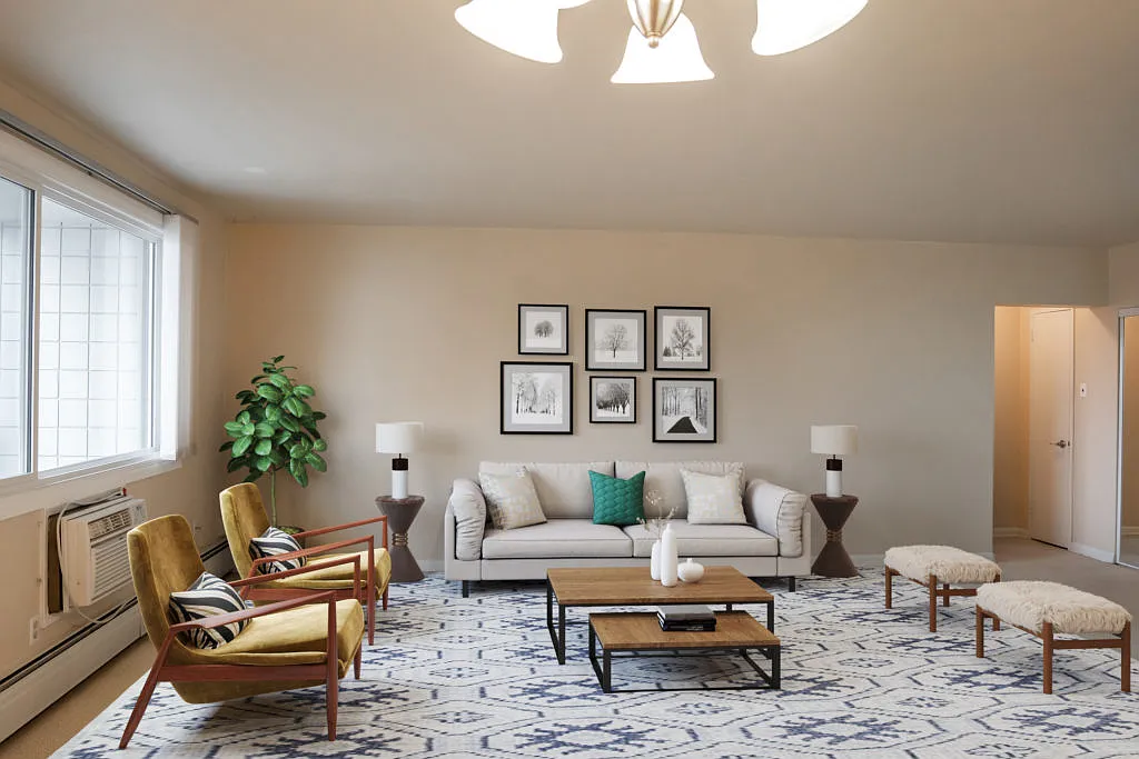 555 River Avenue — Photo 3