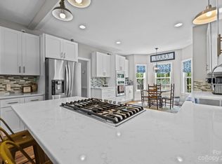 10005 Bora Bora Dr, Tega Cay, SC 29708