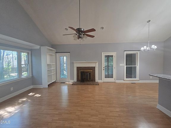 3rd image of 8316 Wycombe Ln