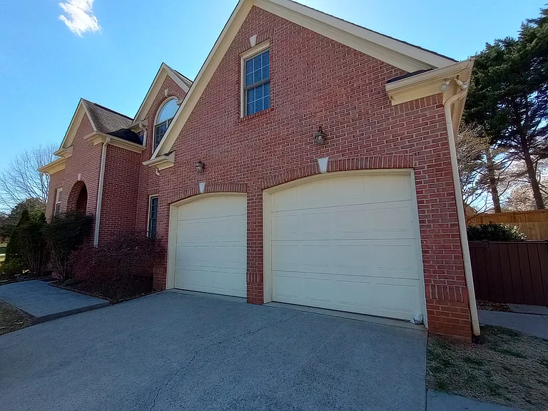Butternut Cir — Photo 4