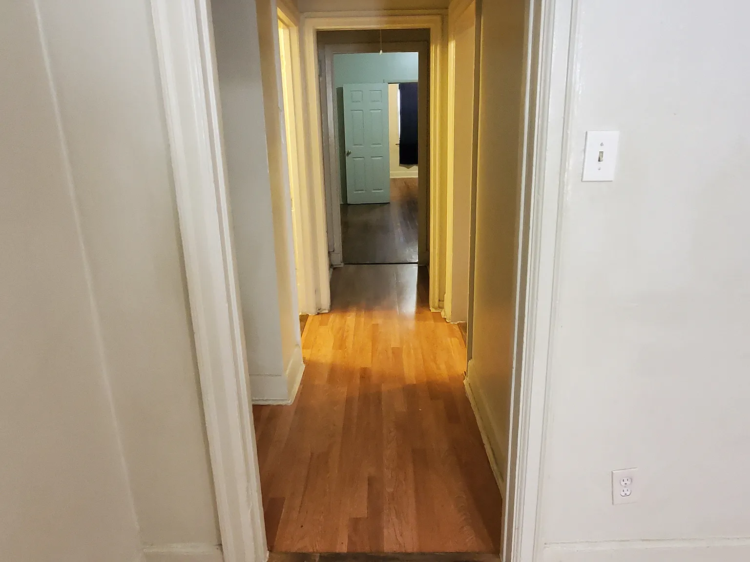 2 bed, 800 sqft, $750 — Photo 2