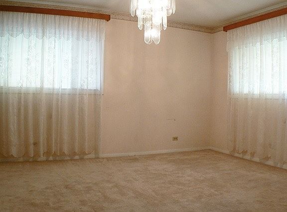 5th image of 560 Glendale Ln