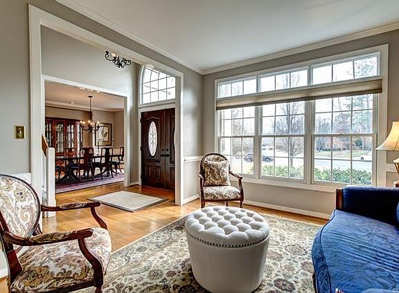 5th image of 6000 Oxbury Ct