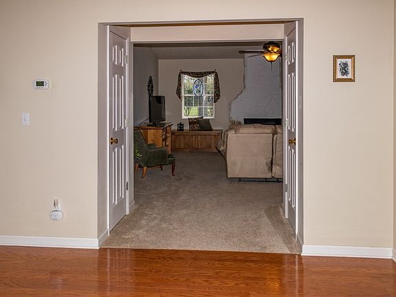 4th image of 4123 Scarlett Dr