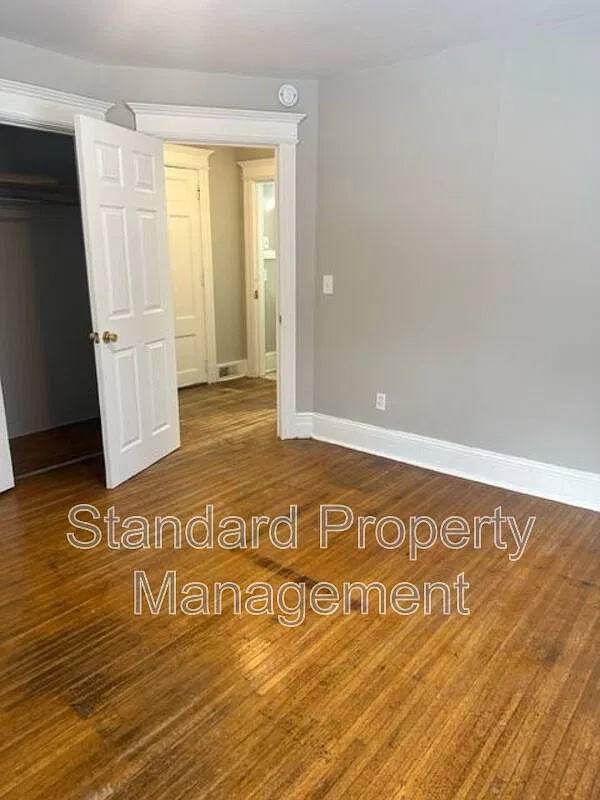 1 bed, 1.0 bath, $975 — Photo 3