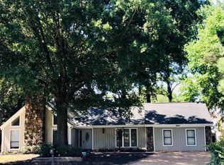 8928 Hertford Pl W, Cordova, TN 38016