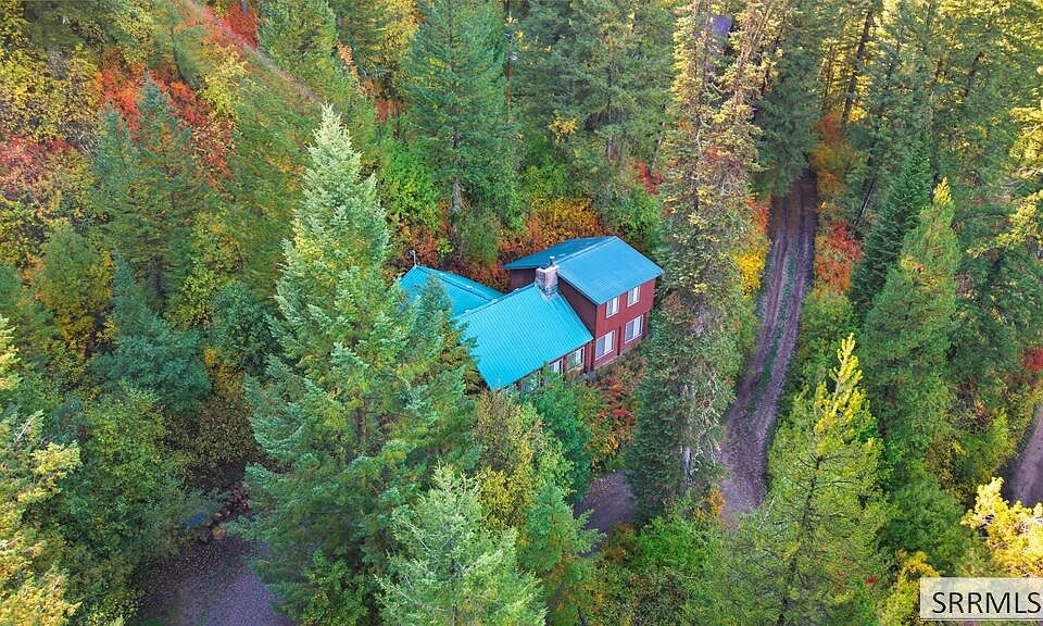 1st image of 11 Upper Coyote Holw