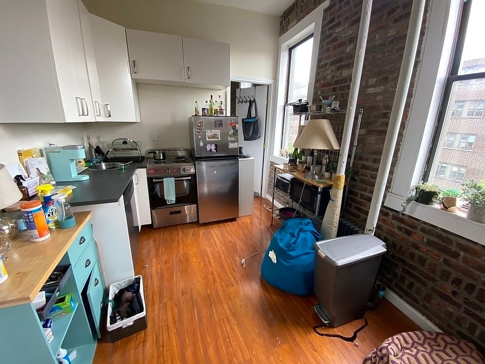 1st image of 250 E 3rd St #14A