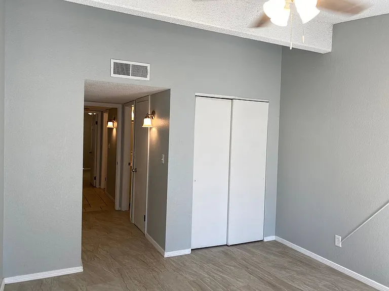 3109 Wayside St #B — Photo 16