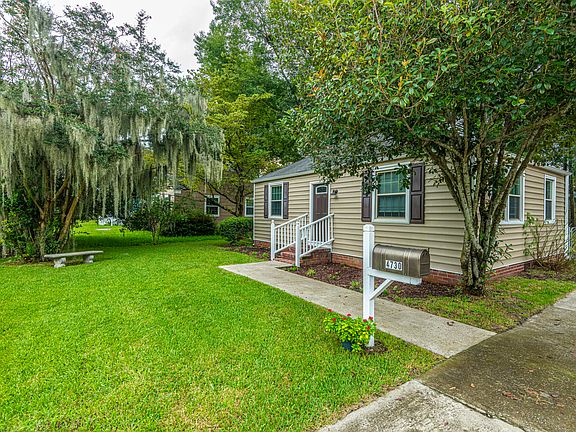 2nd image of 4730 Brookside Dr