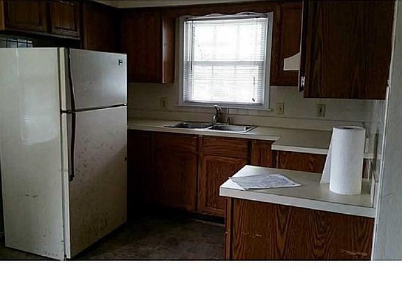5th image of 3702 Cape Henry Ave #B2