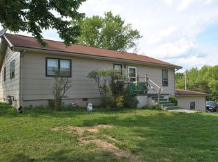 1849 Back Valley Rd, Dayton, TN 37321