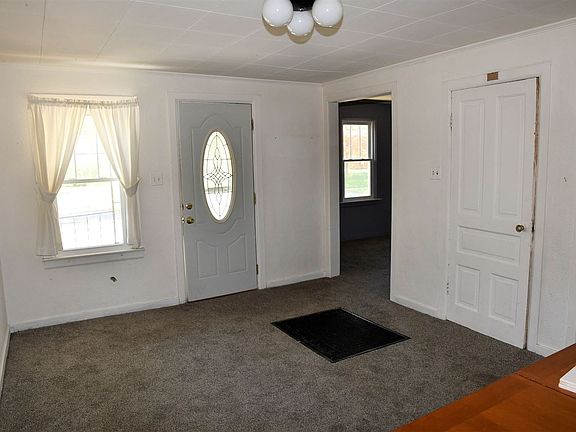 4th image of 504 Frank St