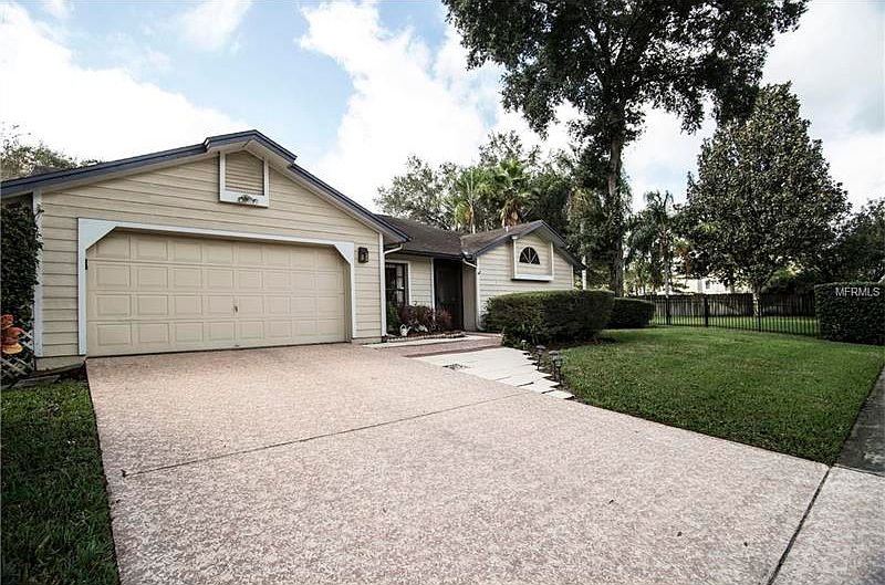 1st image of 2429 Arborwood Dr
