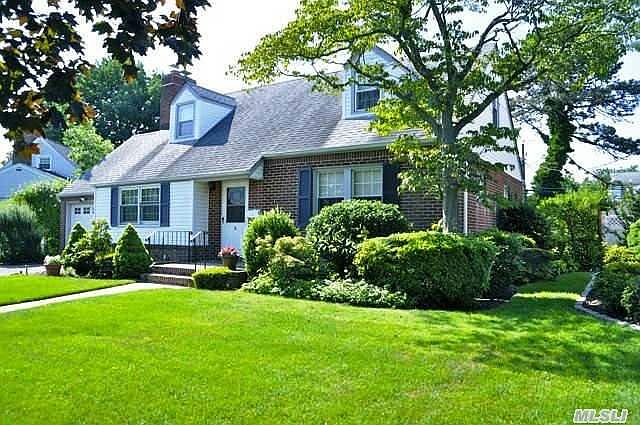 1st image of 8 Intervale