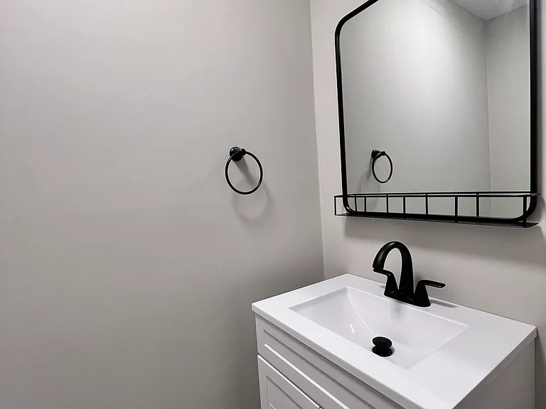 401 Century Ct — Photo 9