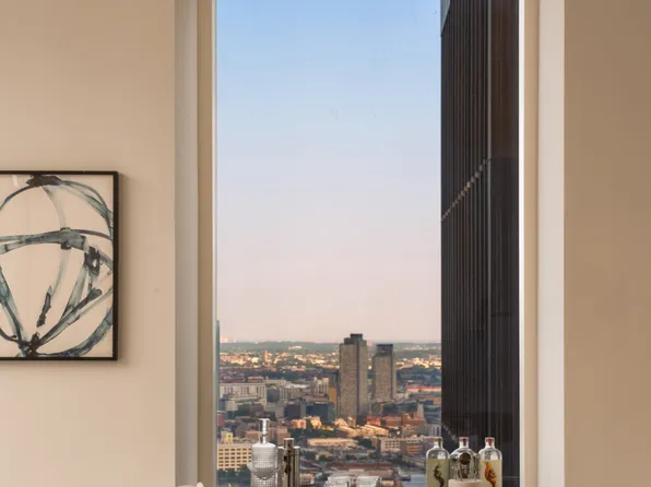 138 East 50th Street image 27 of 27