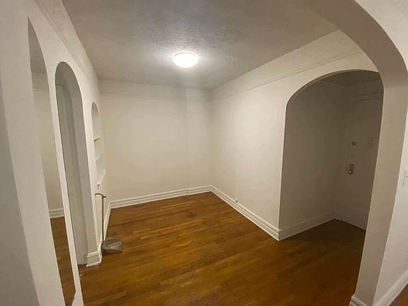 4th image of 47-51 40th St #5