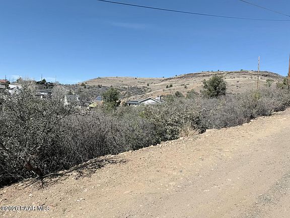 4th image of 1946-1960 N Moonstone Ln