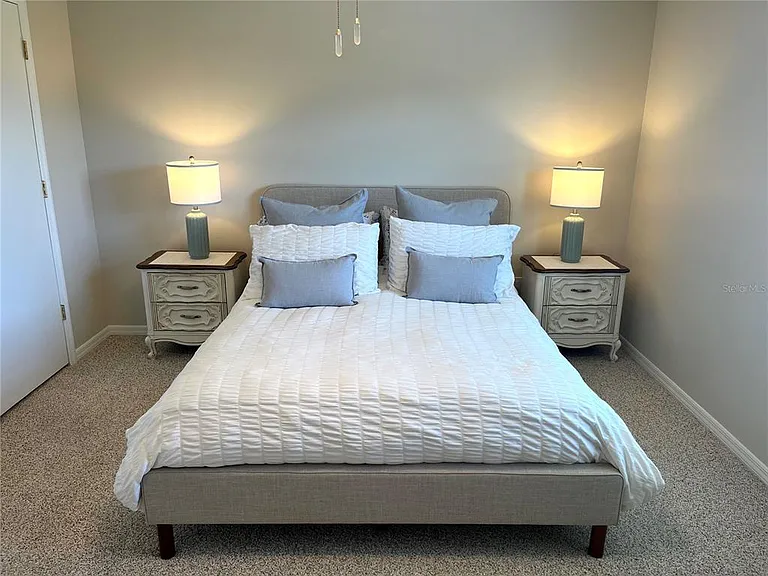 6650 Hickorywood Ln #6650 — Photo 8