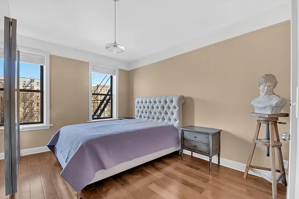Sold by Compass | media 4