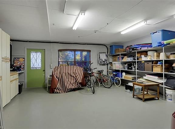 5th image of 830 E Gulf Dr Unit 5