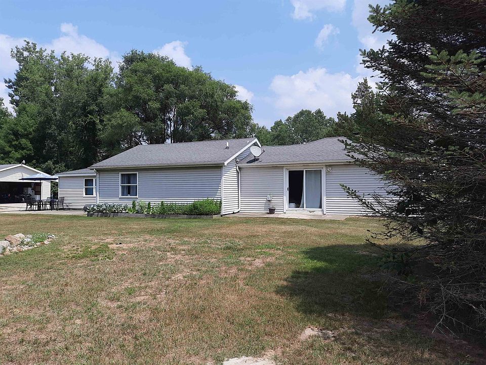 1st image of 4112 W Sanilac Rd