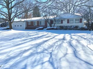 906 Ridge Rd, Ashland, OH 44805