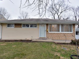 131 Kingston Dr, Saint Louis, MO